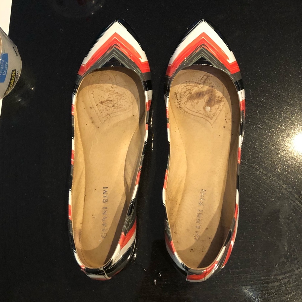 Fun black and coral flats